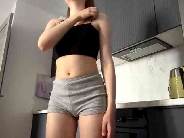 RuthieMilburn webcam