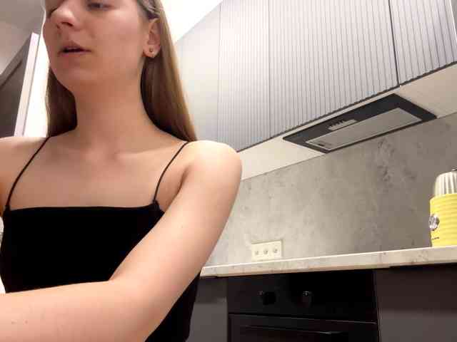 RuthieMilburn webcam