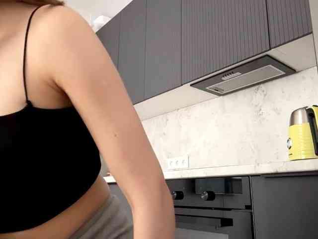 RuthieMilburn webcam