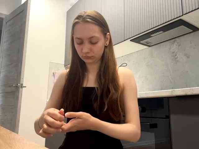 RuthieMilburn webcam