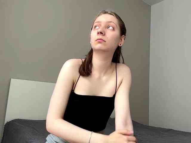 RuthieMilburn webcam