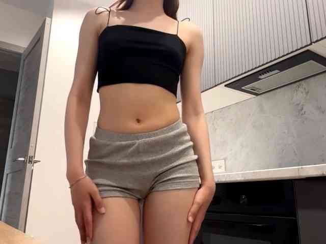 RuthieMilburn webcam