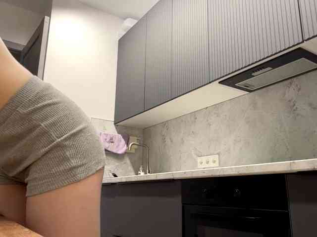 RuthieMilburn webcam