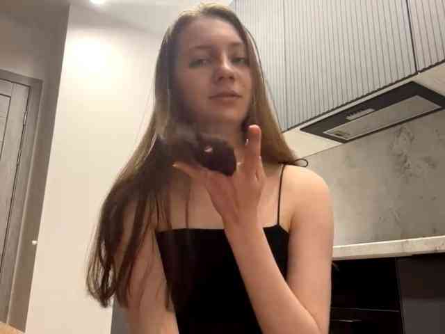 RuthieMilburn webcam