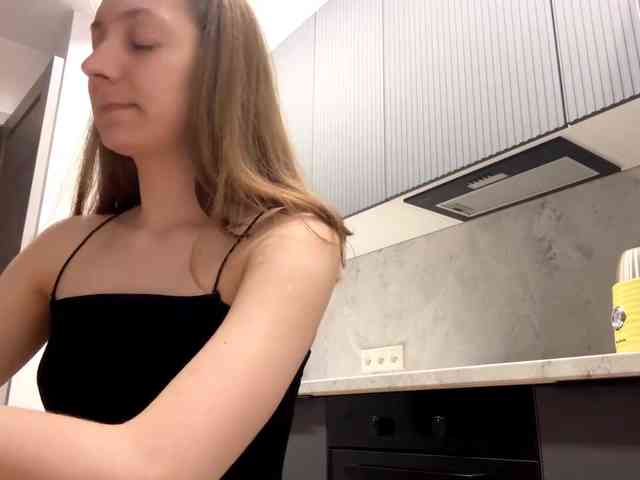 RuthieMilburn webcam