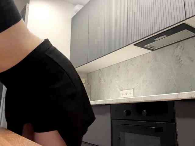 RuthieMilburn webcam