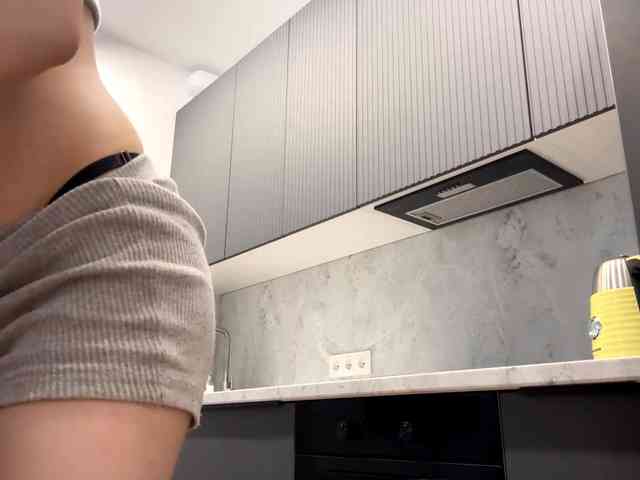 RuthieMilburn webcam