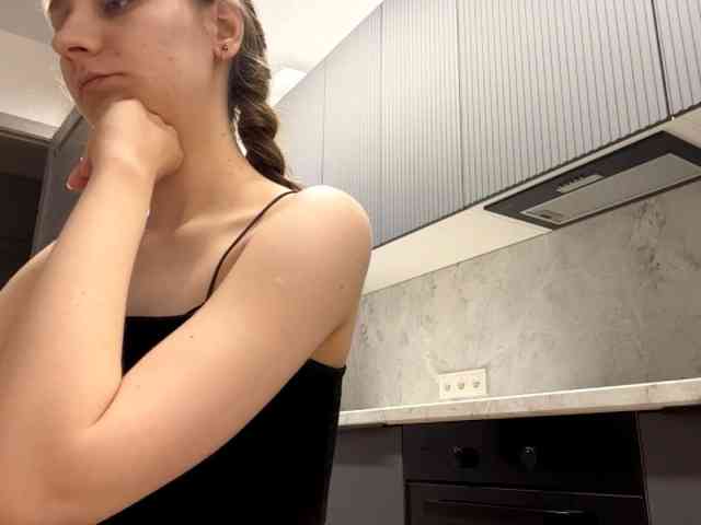 RuthieMilburn webcam