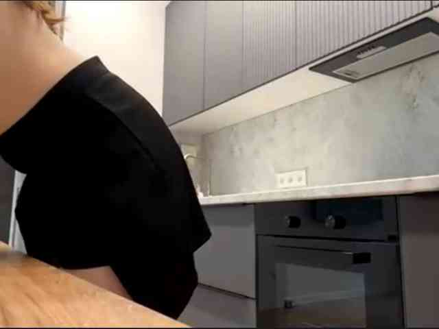 RuthieMilburn webcam