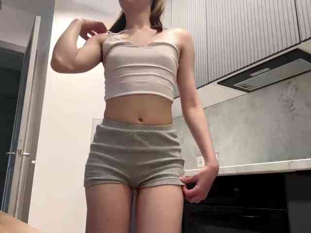 RuthieMilburn webcam
