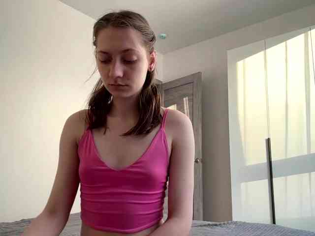RuthieMilburn webcam