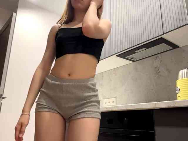 RuthieMilburn webcam