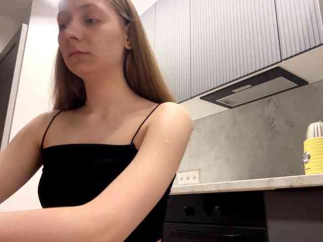 RuthieMilburn webcam