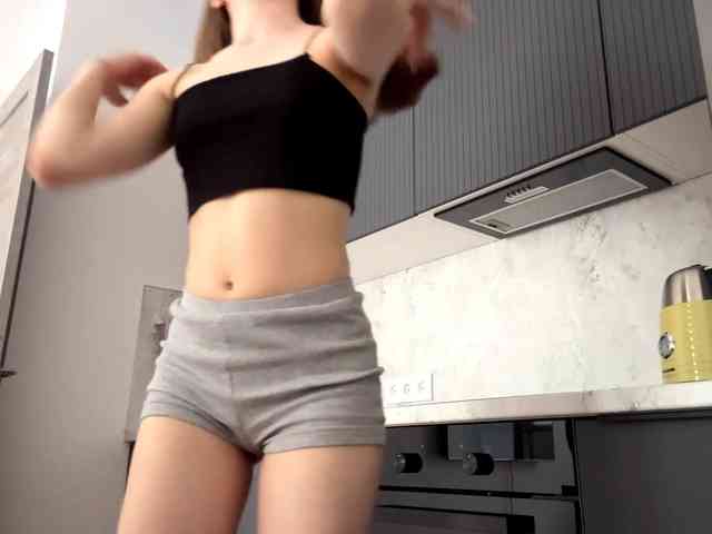 RuthieMilburn webcam