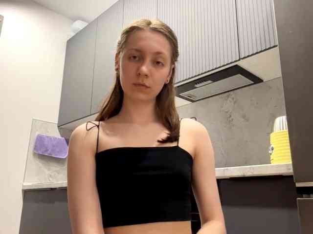 RuthieMilburn webcam