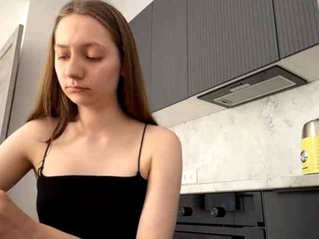 RuthieMilburn webcam