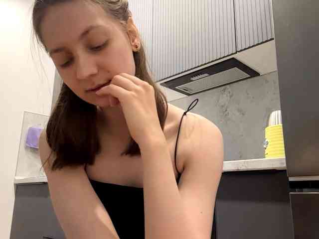 RuthieMilburn webcam