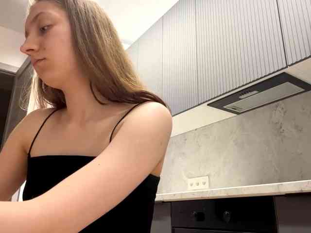 RuthieMilburn webcam