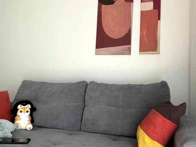 RuthieMilburn webcam