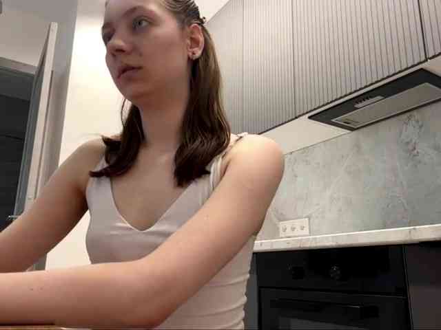 RuthieMilburn webcam