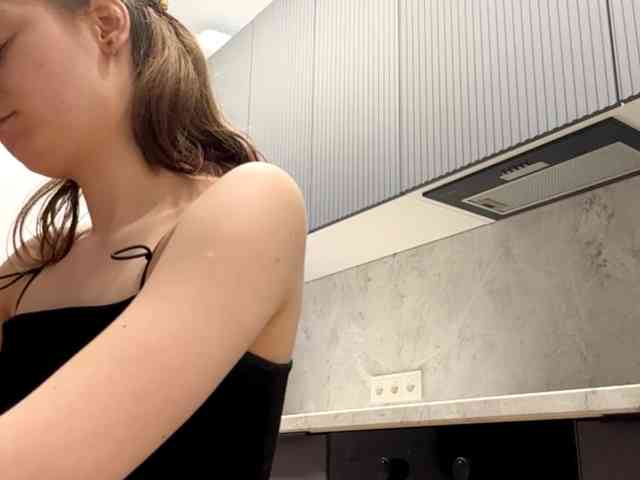 RuthieMilburn webcam