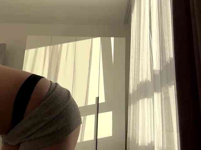 RuthieMilburn webcam