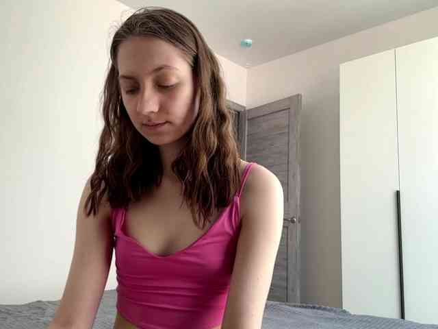 RuthieMilburn webcam