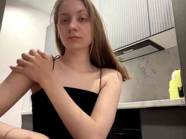 RuthieMilburn webcam