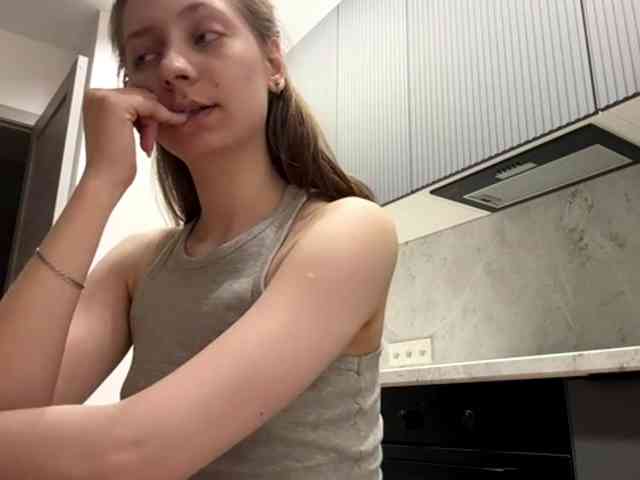RuthieMilburn webcam