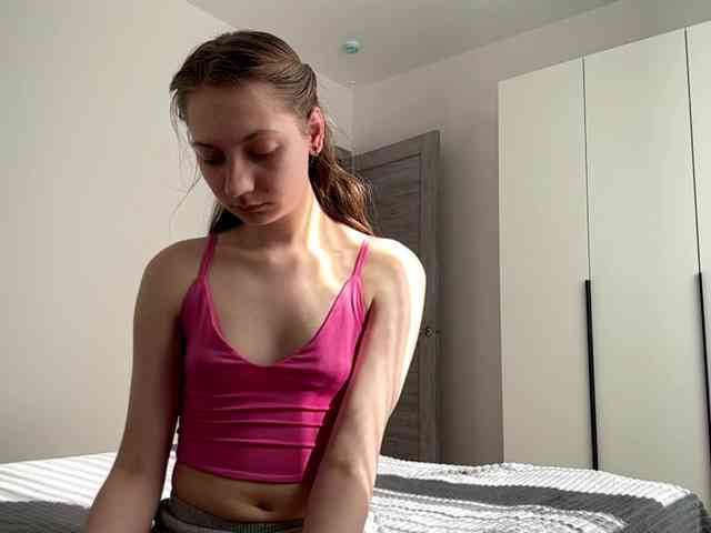 RuthieMilburn webcam