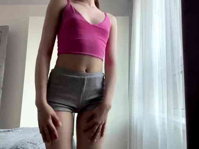 RuthieMilburn webcam