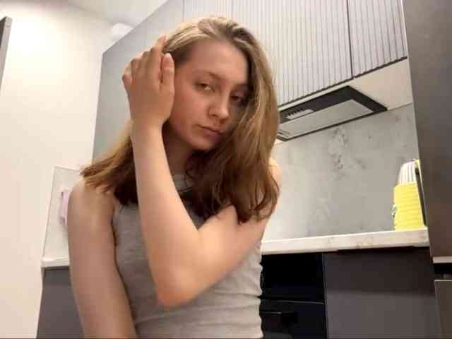 RuthieMilburn webcam