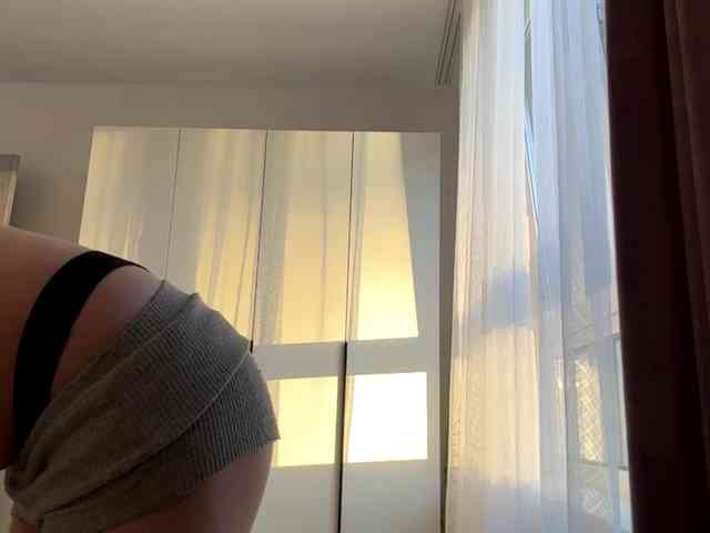 RuthieMilburn webcam