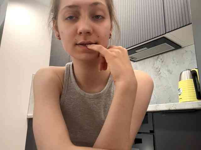 RuthieMilburn webcam