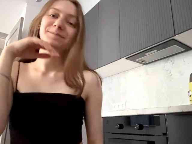 RuthieMilburn webcam