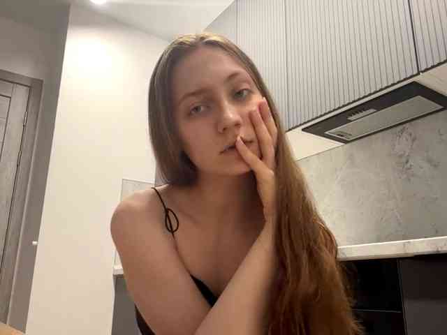 RuthieMilburn webcam