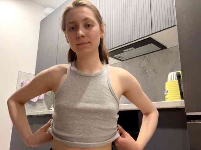 RuthieMilburn webcam