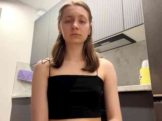 RuthieMilburn webcam