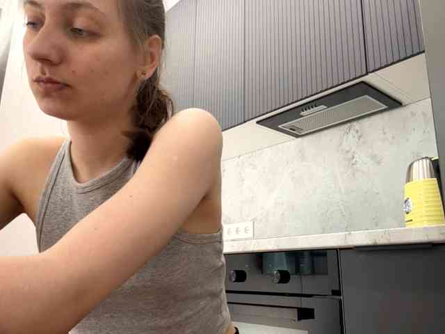 RuthieMilburn webcam
