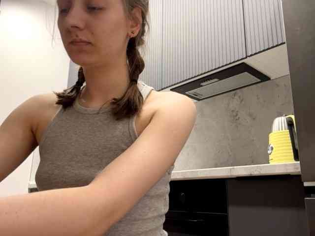 RuthieMilburn webcam
