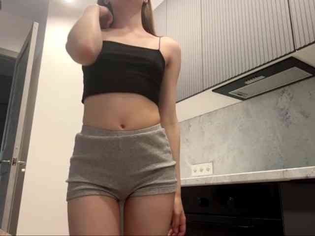 RuthieMilburn webcam