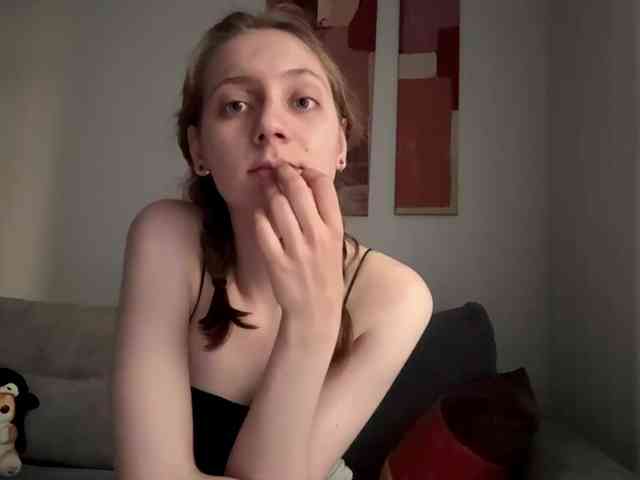 RuthieMilburn webcam