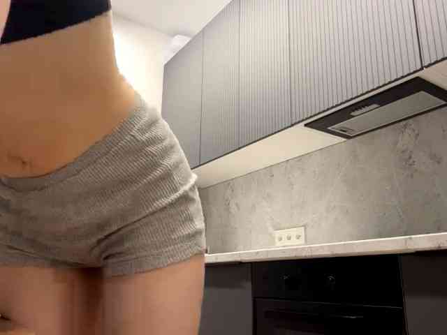RuthieMilburn webcam