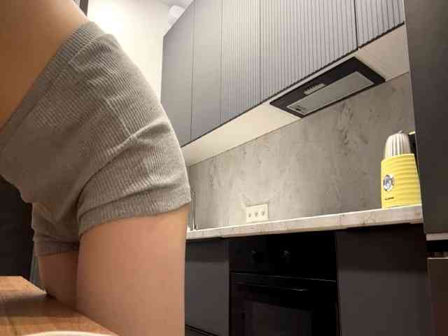 RuthieMilburn webcam