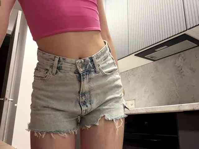 RuthieMilburn webcam
