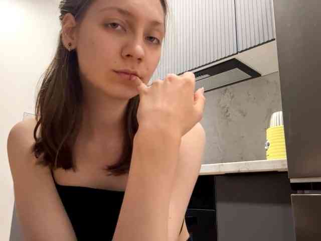 RuthieMilburn webcam