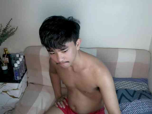 Xhotbigcock Live Webcam on BongaCams