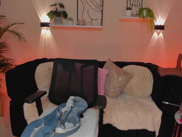 Sofia-Velvet live webcam show