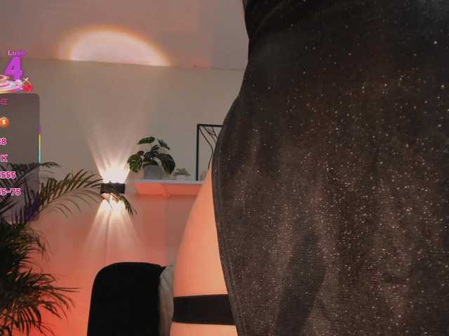 Sofia-Velvet live cam on BongaCams