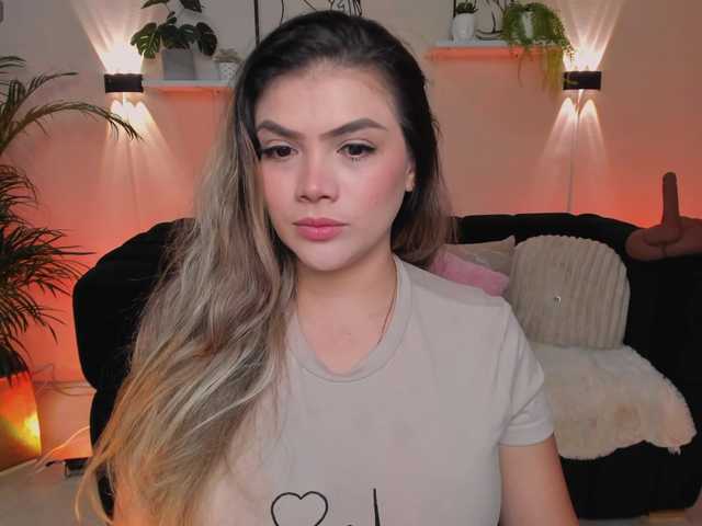 Sofia-Velvet live cam on BongaCams